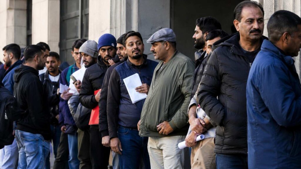 Pensión no contributiva migrantes: acceso garantizado en 2026